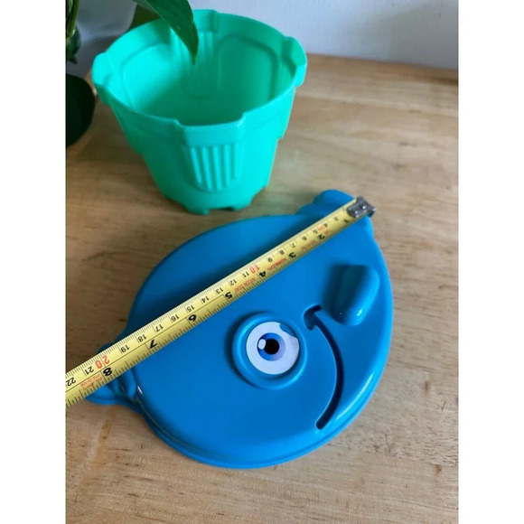 Narwhal and Sand Castle sand toys - Picture 2 of 7